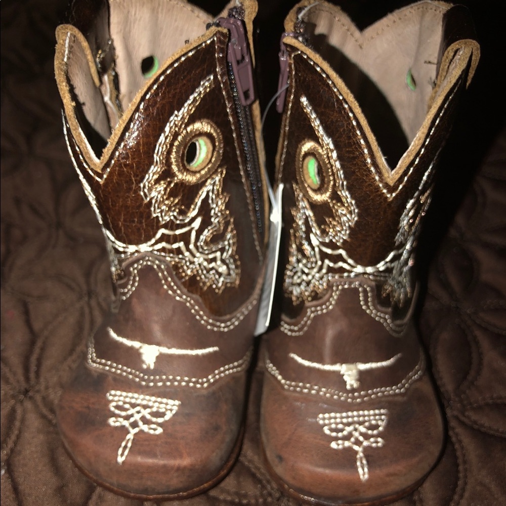 Baby cowboy boots!